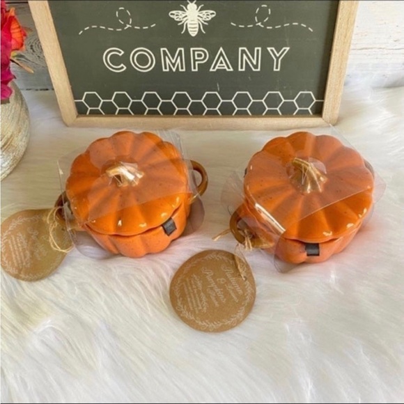 10 Strawberry Street Pumpkin Casserole Mini Cocottes/Ramekins Set of 2 - Picture 3 of 6